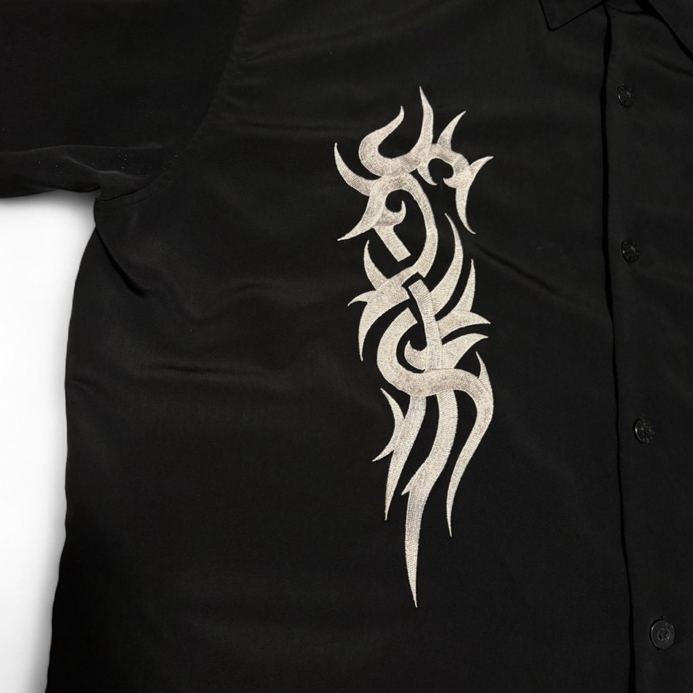 Vintage y2k Dragonfly Camp Shirt Mens XL Black Tribal Cyber Sigil Embroidered - Picture 3 of 4
